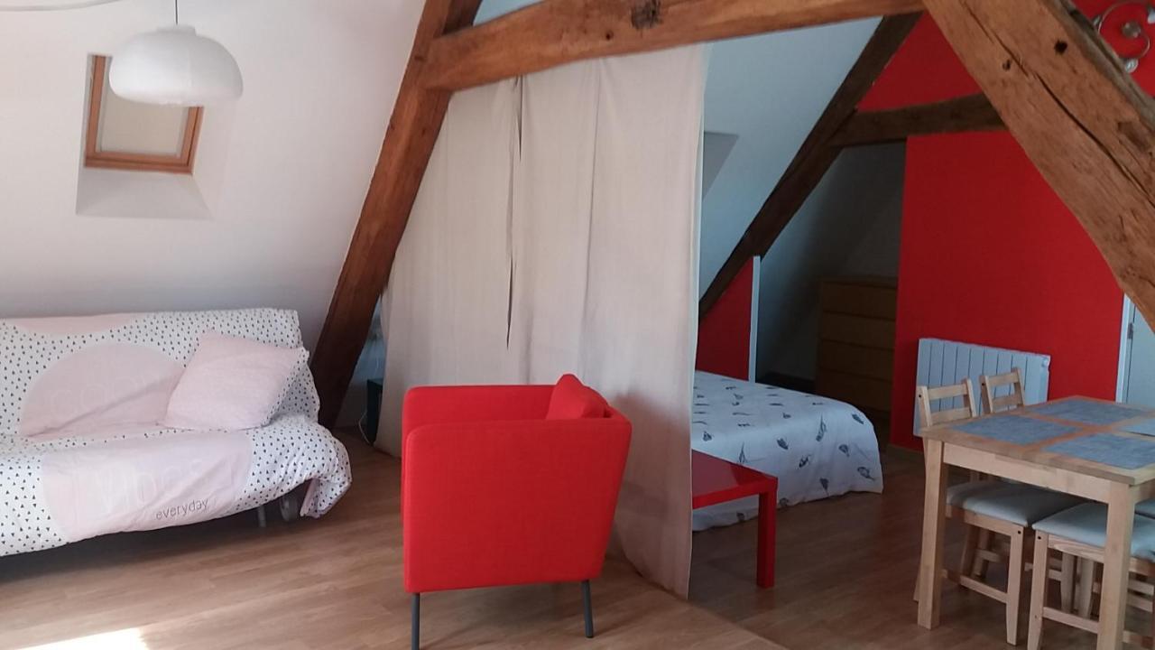 Le Charme Du Chateau Apartment Les Andelys Exterior photo